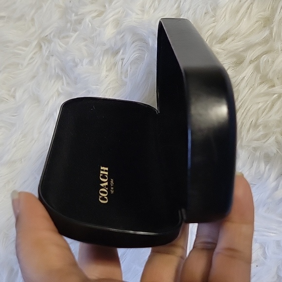 COACHBlackEyeglasses/SunglassesCaseClamShellHardCase6.5inchesX2.5 in. - Picture 6 of 7